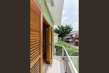 Casa à venda com 264m², 4 quartos e 4 vagasVaranda Suite 1