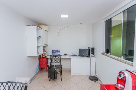 Casa à venda com 264m², 4 quartos e 4 vagasHome office