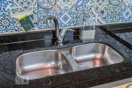 Casa à venda com 264m², 4 quartos e 4 vagasPia churrasqueira