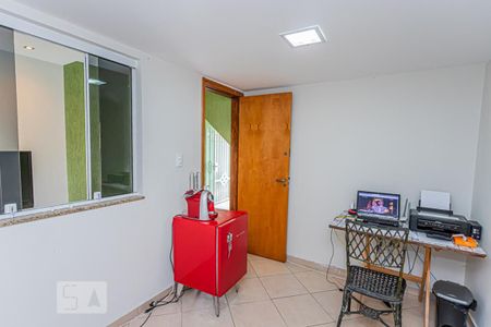 Casa à venda com 264m², 4 quartos e 4 vagasHome office