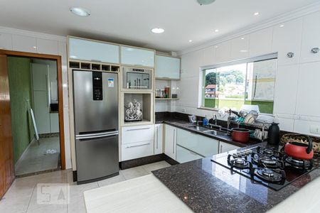 Casa à venda com 264m², 4 quartos e 4 vagasCozinha e copa