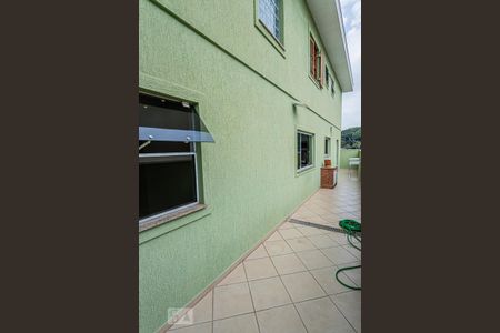 Casa à venda com 264m², 4 quartos e 4 vagasQuintal lateral