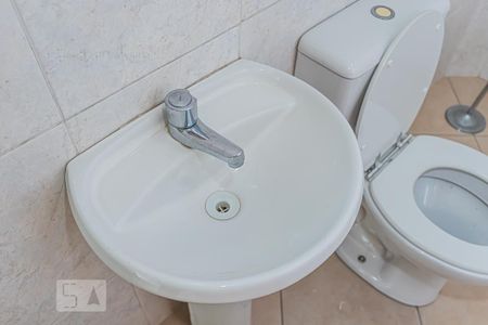 Casa à venda com 264m², 4 quartos e 4 vagasBanheiro