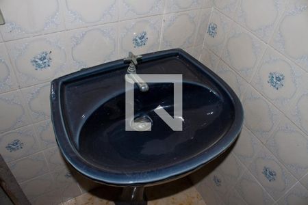 Casa para alugar com 450m², 5 quartos e 4 vagasBanheiro de Serviço