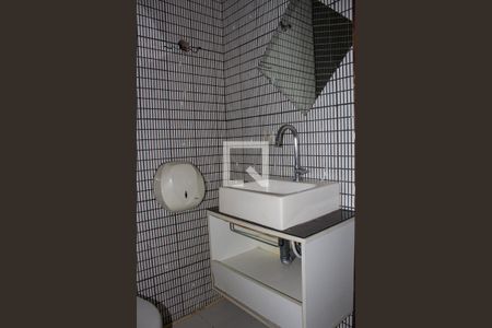 Banheiro Social de casa à venda com 5 quartos, 342m² em Méier, Rio de Janeiro