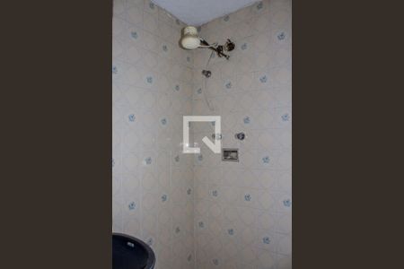 Casa para alugar com 450m², 5 quartos e 4 vagasBanheiro de Serviço