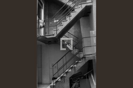 Casa para alugar com 450m², 5 quartos e 4 vagasÁrea de Serviço Externa - Garagem