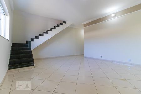 Sala de casa para alugar com 3 quartos, 180m² em Jardim Boa Esperança, Campinas