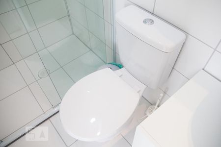 Detalhe do banheiro de kitnet/studio para alugar com 1 quarto, 28m² em Bela Vista, São Paulo