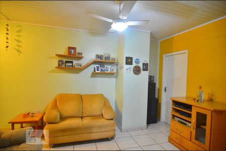 Casa à venda com 377m², 5 quartos e 2 vagasSala