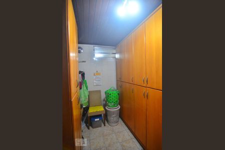 Casa à venda com 377m², 5 quartos e 2 vagasÁrea de serviço