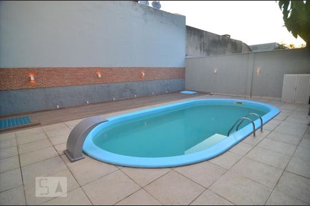 Casa à venda com 377m², 5 quartos e 2 vagasPiscina
