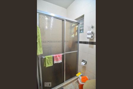 Casa à venda com 377m², 5 quartos e 2 vagasBanheiro