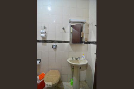 Casa à venda com 377m², 5 quartos e 2 vagasBanheiro