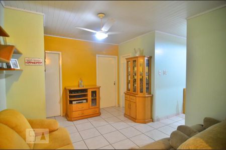 Casa à venda com 377m², 5 quartos e 2 vagasSala