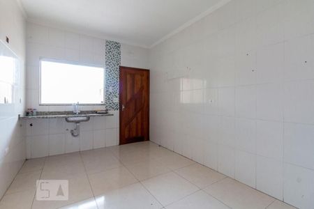 Casa para alugar com 120m², 2 quartos e 2 vagas Casa para alugar com 120m², 2 quartos e 2 vagasCozinha