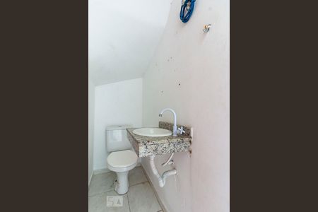 Lavabo de casa para alugar com 2 quartos, 120m² em Vila Nova Curuçá, São Paulo