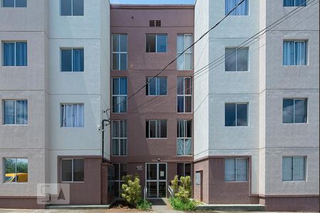 Apartamento para alugar com 47m², 2 quartos e 1 vaga Apartamento para alugar com 47m², 2 quartos e 1 vagaFachada do Bloco