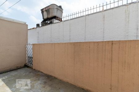 Casa para alugar com 55m², 1 quarto e sem vagaQuintal