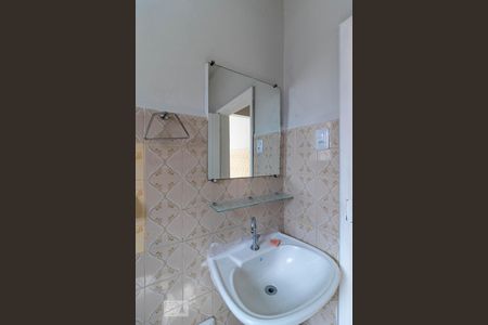 Casa para alugar com 55m², 1 quarto e sem vagaBanheiro