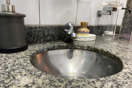 Casa à venda com 150m², 3 quartos e 4 vagas Casa à venda com 150m², 3 quartos e 4 vagasBanheiro da Suíte