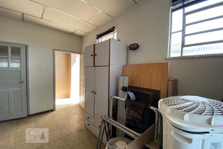 Casa à venda com 150m², 3 quartos e 4 vagas Casa à venda com 150m², 3 quartos e 4 vagasQuarto Extra