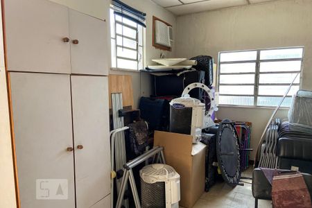 Casa à venda com 150m², 3 quartos e 4 vagas Casa à venda com 150m², 3 quartos e 4 vagasQuarto Extra