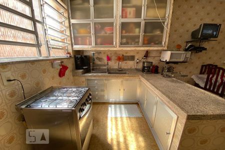 Casa à venda com 150m², 3 quartos e 4 vagas Casa à venda com 150m², 3 quartos e 4 vagasCozinha