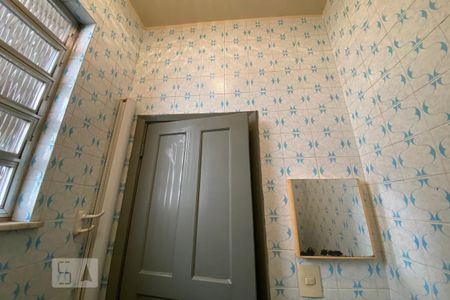 Casa à venda com 150m², 3 quartos e 4 vagas Casa à venda com 150m², 3 quartos e 4 vagasBanheiro de Serviço