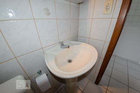 Apartamento para alugar com 54m², 2 quartos e 1 vaga Apartamento para alugar com 54m², 2 quartos e 1 vagaBanheiro