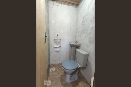 Casa à venda com 225m², 2 quartos e 1 vaga Casa à venda com 225m², 2 quartos e 1 vagaBanheiro Salão de festas