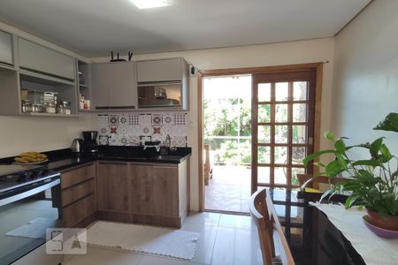 Cozinha de casa à venda com 2 quartos, 225m² em Campestre, São Leopoldo