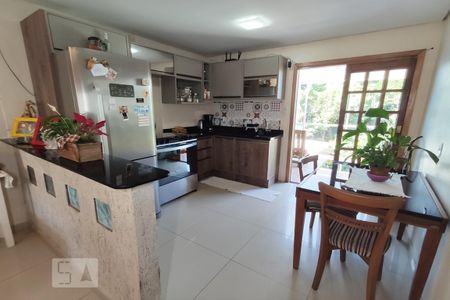 Casa à venda com 225m², 2 quartos e 1 vaga Casa à venda com 225m², 2 quartos e 1 vagaCozinha