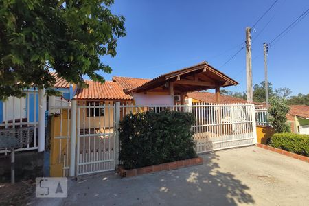 Fachada de casa à venda com 2 quartos, 225m² em Campestre, São Leopoldo