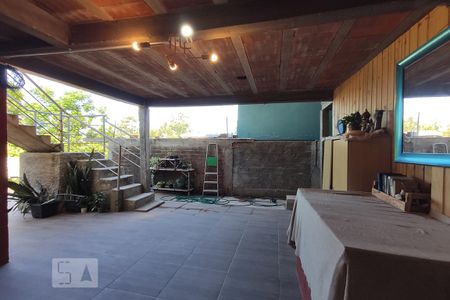 Casa à venda com 225m², 2 quartos e 1 vaga Casa à venda com 225m², 2 quartos e 1 vagaÁrea de Serviço e Salão de festas