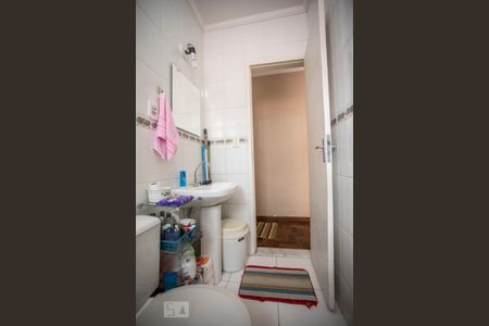 Casa à venda com 130m², 4 quartos e 2 vagas Casa à venda com 130m², 4 quartos e 2 vagasBanheiro 2