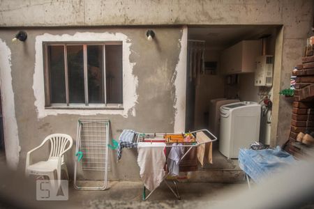 Casa à venda com 130m², 4 quartos e 2 vagas Casa à venda com 130m², 4 quartos e 2 vagasVista