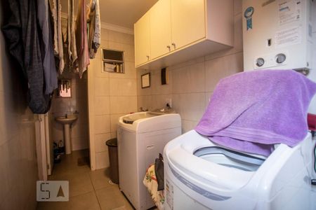 Casa à venda com 130m², 4 quartos e 2 vagas Casa à venda com 130m², 4 quartos e 2 vagasÁrea de Serviço