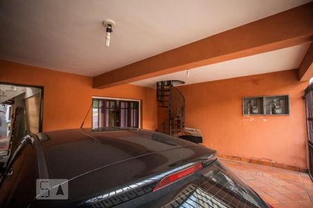 Casa à venda com 130m², 4 quartos e 2 vagas Casa à venda com 130m², 4 quartos e 2 vagasGaragem