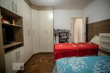 Casa à venda com 130m², 4 quartos e 2 vagas Casa à venda com 130m², 4 quartos e 2 vagasSuíte