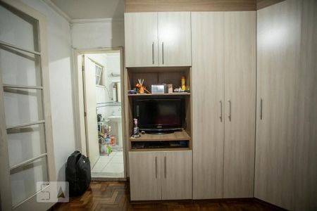 Casa à venda com 130m², 4 quartos e 2 vagas Casa à venda com 130m², 4 quartos e 2 vagasSuíte - Armários