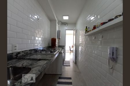 Apartamento à venda com 72m², 2 quartos e 2 vagas Apartamento à venda com 72m², 2 quartos e 2 vagasCozinha
