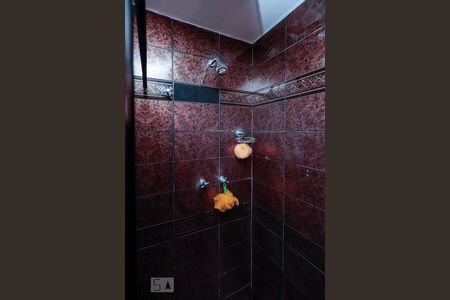 Apartamento à venda com 230m², 4 quartos e 2 vagas Apartamento à venda com 230m², 4 quartos e 2 vagasBanheiro Suíte