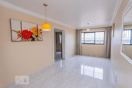 Sala de apartamento à venda com 2 quartos, 58m² em Vila Mangalot, São Paulo