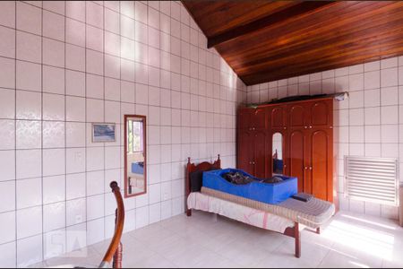 Casa à venda com 525m², 7 quartos e 2 vagas Casa à venda com 525m², 7 quartos e 2 vagasSótão