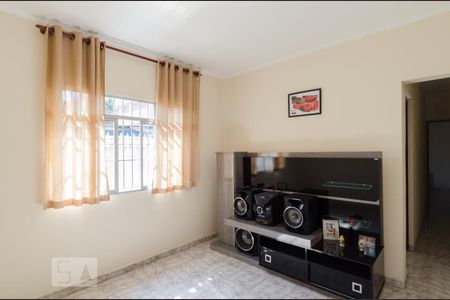 Casa à venda com 525m², 7 quartos e 2 vagas Casa à venda com 525m², 7 quartos e 2 vagasSala casa 3