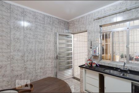 Casa à venda com 525m², 7 quartos e 2 vagas Casa à venda com 525m², 7 quartos e 2 vagasCozinha