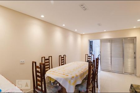 Casa à venda com 525m², 7 quartos e 2 vagas Casa à venda com 525m², 7 quartos e 2 vagasCopa