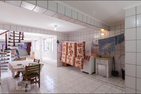 Casa à venda com 525m², 7 quartos e 2 vagas Casa à venda com 525m², 7 quartos e 2 vagasChurrasqueira