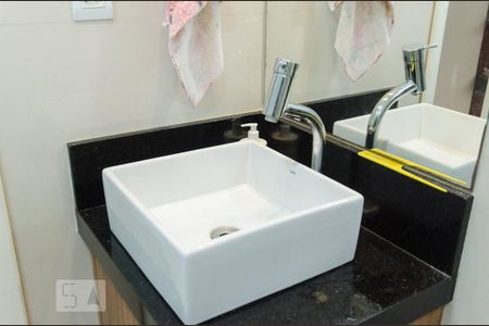 Banheiro de casa à venda com 7 quartos, 525m² em Suiço, São Bernardo do Campo